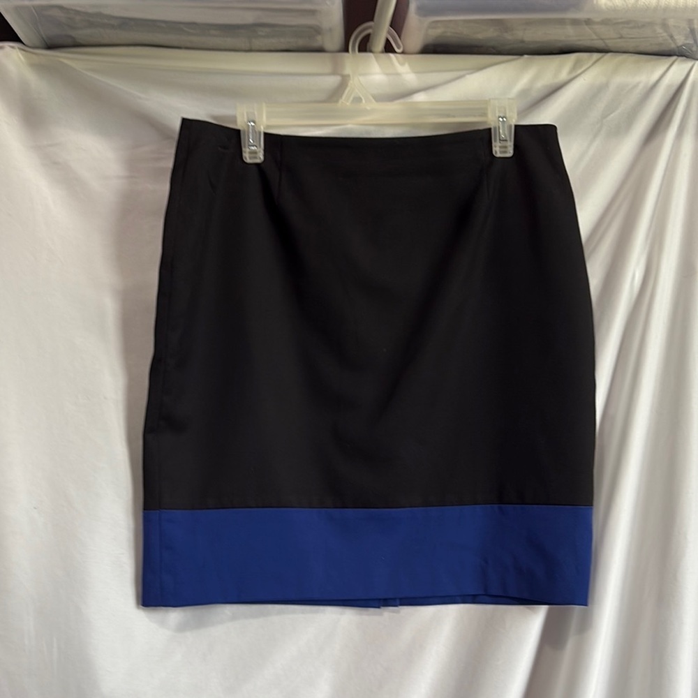 Elegant Black and Blue Pencil Skirt